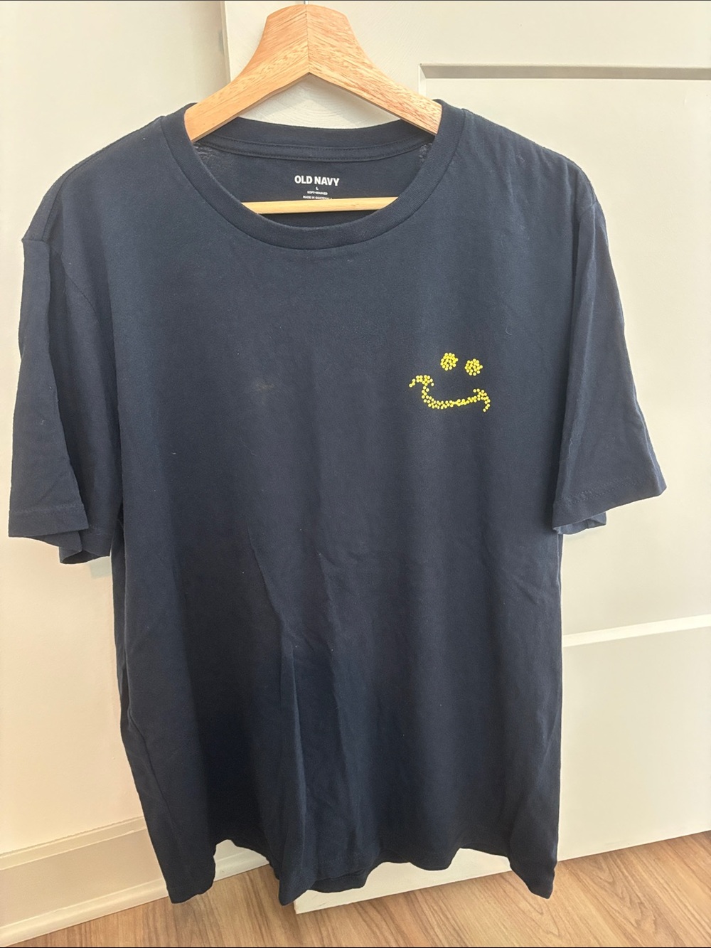 Old Navy Men’s L Navy Tee with Yellow Tennis Smiley Accent